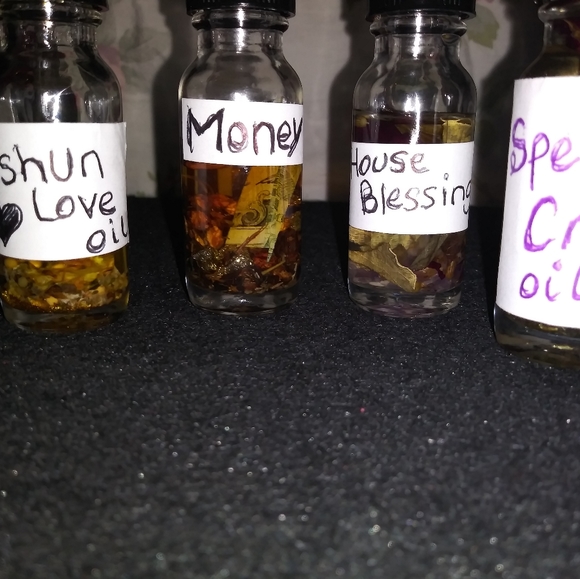 Spell oil - Picture 2 of 3